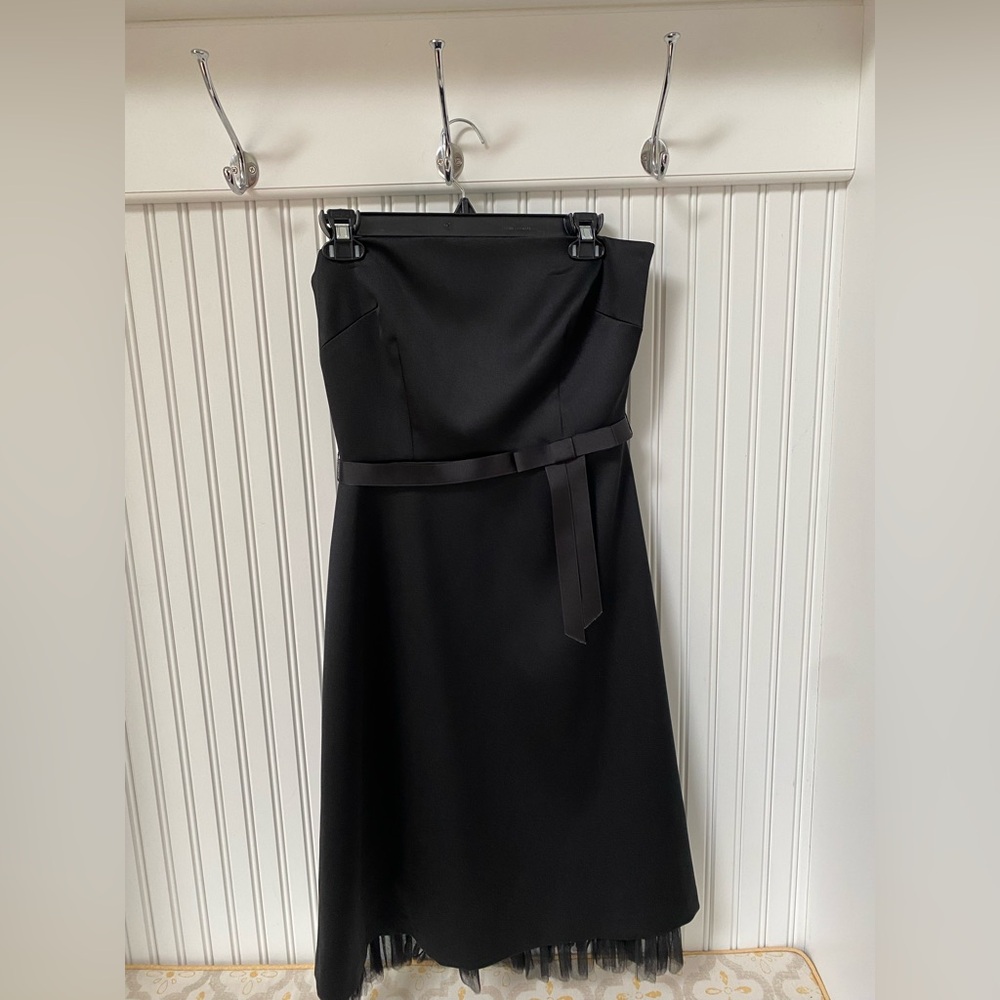 Laundry Black Strapless Dress. Perfect dress!